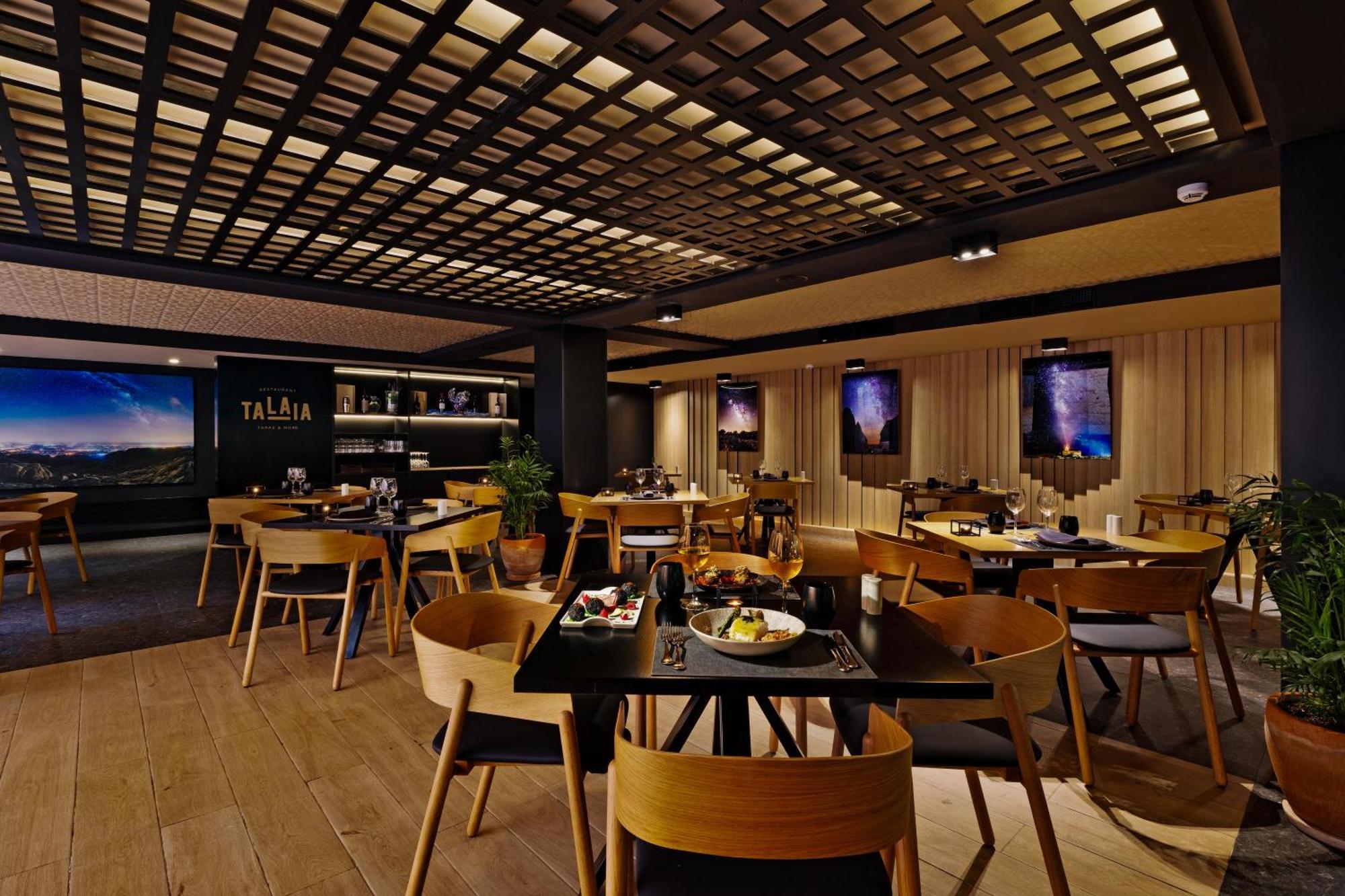 Viva & Adults Only 16 Hotel
